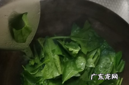怎么炒菠菜好吃又简单,菠菜怎么炒好吃