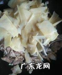小竹笋怎么炒好吃,竹笋怎么炒好吃又简单的做法粗