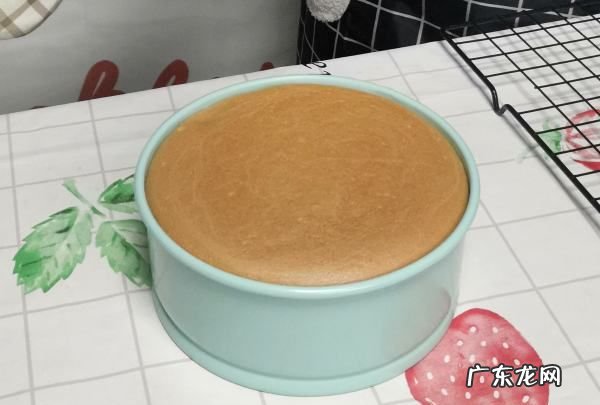 小烤箱烤6寸蛋糕时间,小烤箱烤蛋糕温度和时间调多少