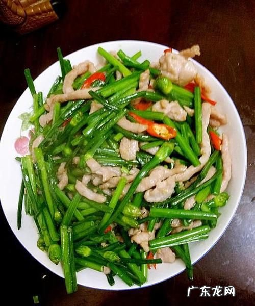 炒肉丝有哪些配菜,肉可以和那些菜配在一起炒