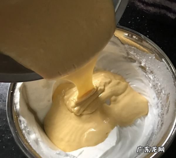 如何解决蛋糕糊有颗粒,为什么蛋黄糊总是有颗粒