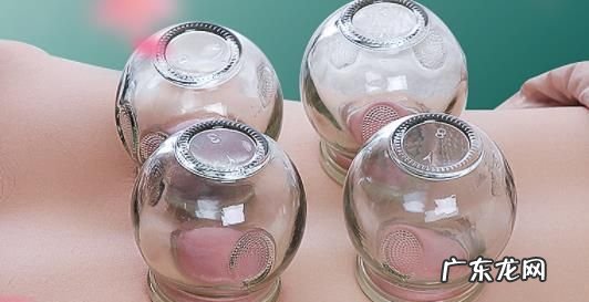 夏天拔罐子多久才可以洗澡,拔罐24小时不能洗澡