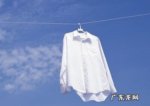 刚买的衣服怎么清洗,新衣服买回来怎样清洗不掉色