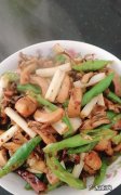家常炒鱿鱼怎么做好吃,爆炒鱿鱼的做法大全