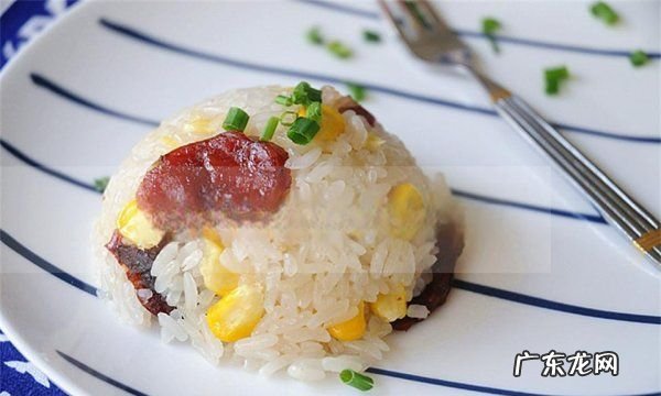 煮糯米饭要放多少水才不烂,用电饭锅煮糯米饭要放多少水