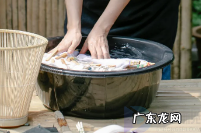 小苏打加什么去黄漂白衣服,白醋小苏打能治黄斑病