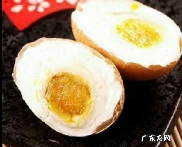 0斤鸡蛋腌制放多少盐,腌鸡蛋十斤鸡蛋多少盐水