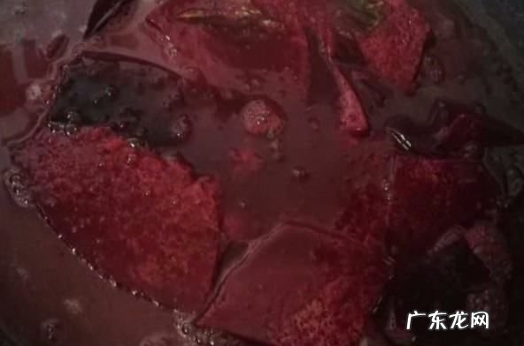 买回来的生猪血怎么煮,买回来的生猪血怎么煮才嫩