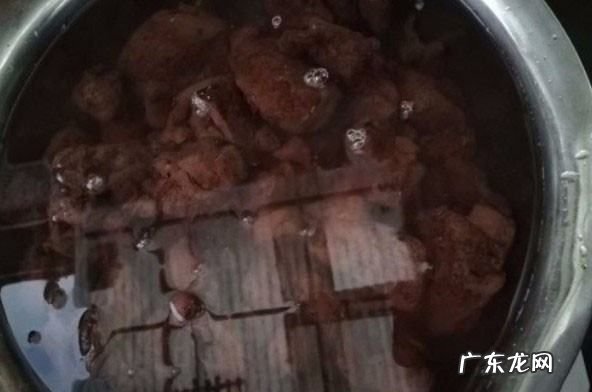 买回来的生猪血怎么煮,买回来的生猪血怎么煮才嫩
