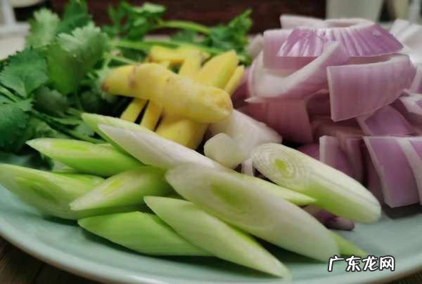 辣椒油怎么做香,辣椒油怎么做好吃又香 秘方
