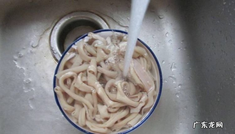 鸭肠用食用碱发几分钟,火锅鸭肠怎么做才又脆又嫩又厚大