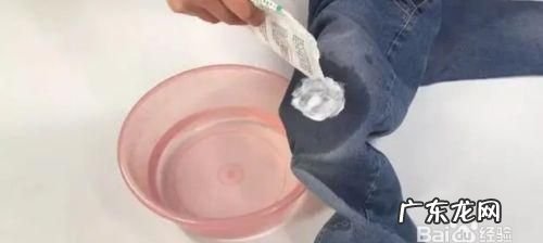 芒果汁弄到衣服上应该怎么办,芒果汁弄到白衣服上怎么洗