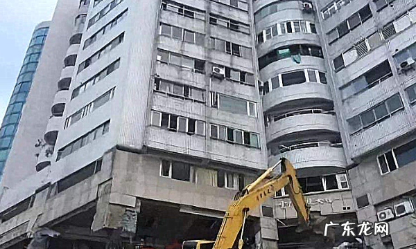 地震几楼最危险,发生强烈地震时处在地震中的人们会感到