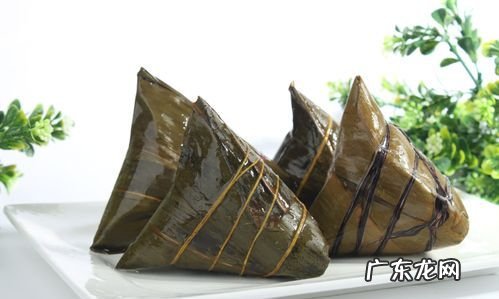一个糯米粽子的热量是多少千卡,一个糯米粽子的热量是多少千卡