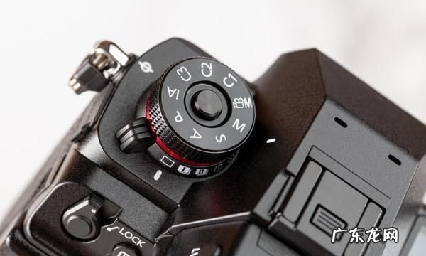 尼康d90怎么拍摄,尼康d90显示err黑屏怎么解决