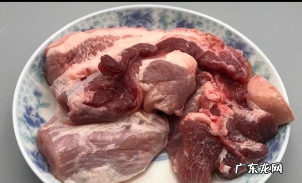 肉解冻要多久,冰箱里的肉拿出来解冻需要多长时间能吃