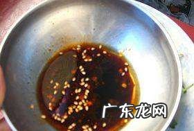 黄瓜荆芥怎么调,黄瓜炒荆芥的家常做法