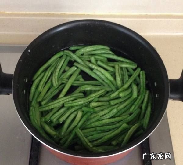麻汁豆角要煮多长时间,麻汁豆角要煮多长时间才熟
