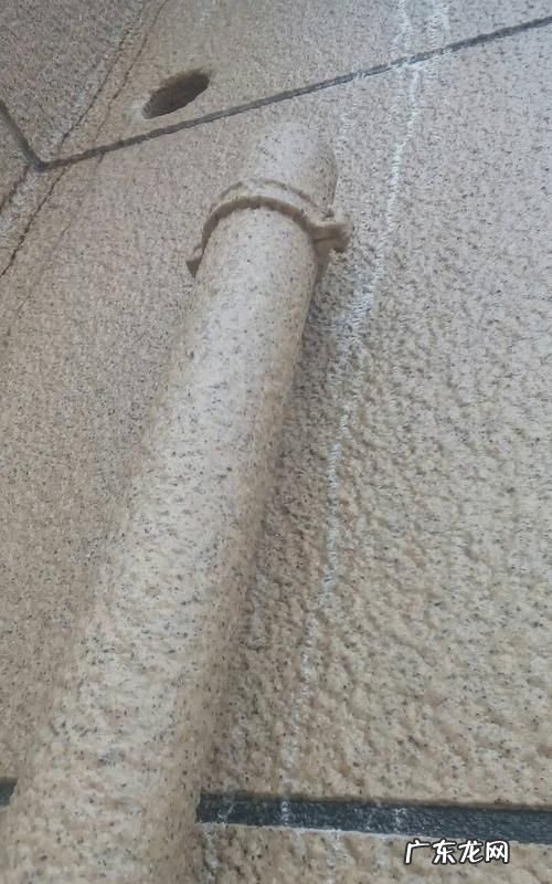 白墙上的水痕怎么去除,白墙渗水水渍怎么处理