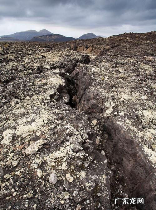 岩浆冷却后变成了什么,火山喷发时大量岩浆喷涌而出岩浆作用的发源地是