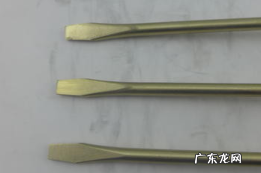 三角螺丝刀用什么代替,三角螺丝刀用什么代替工具