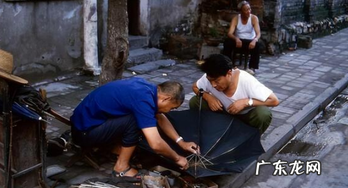 雨伞伞杆断了怎么修复,雨伞中间的杆子断了怎么修>﹏<