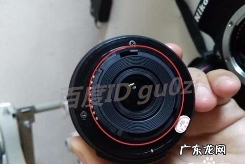 尼康单反怎么换镜头,怎么把尼康d90的镜头拆下来