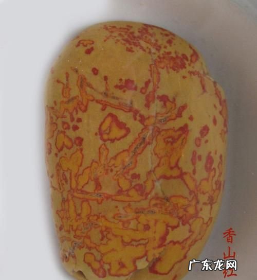 雨花石是自然形成的,水里的雨花石是天然产生的