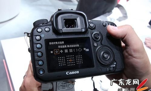 怎么升级佳能7d,怎样佳能7D相机固件