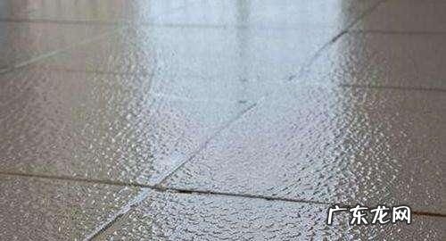 下雨天家里返潮严重怎么处理,下雨天被子潮湿怎么解决方法