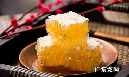 蜂巢是什么型的,蜜蜂的蜂巢是什么形状的