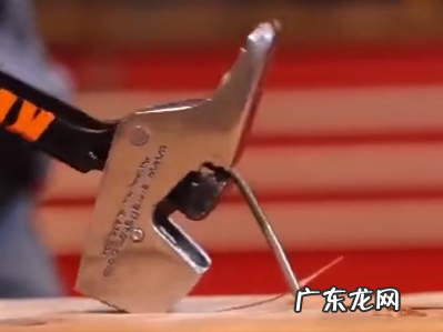 如何取出钉死的钉子,有哪些方法拔出木板上的图钉