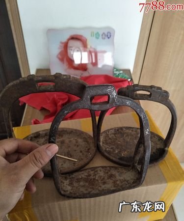 马蹬子什么时候产生的,马蹬是什么时候发明的