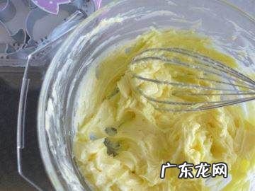 烤饼干不垫油纸可以,烤饼干必须要用油纸