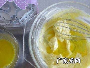 烤饼干不垫油纸可以,烤饼干必须要用油纸