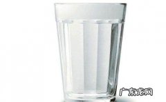 高鹏杯玻璃杯可以装热水吗,高硼硅玻璃杯能喝水