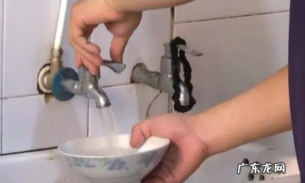 家里自来水突然变热了,自来水管里的水变成热水怎么回事