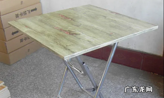 折叠条桌怎么收起来,折叠桌子怎么收起来