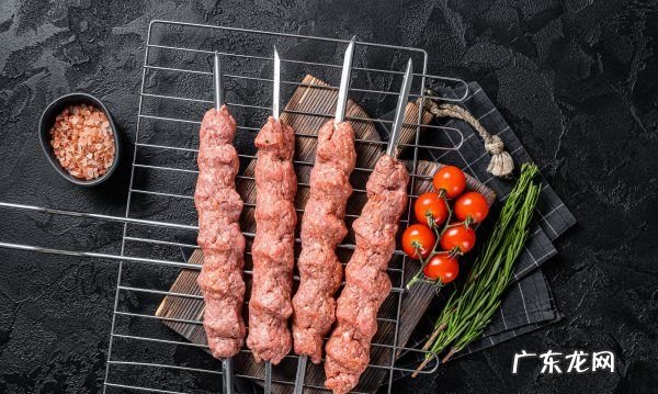 电饼铛能烤羊肉串,自己在家烤羊肉串的腌制方法
