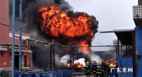 引起火灾的主要因素是什么,火灾发生的三要素是什么