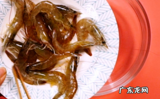 卤虾卤水配方,卤虾的卤水变黑了是怎么回事