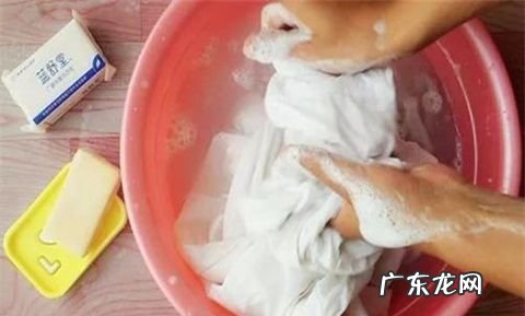 真丝掉色了怎么处理,真丝衣服局部褪色了如何翻新