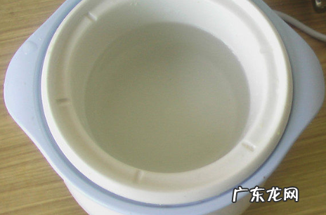 小米粥放糖还是放盐,小米和山药煲粥是放盐还是放糖好吃