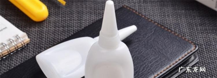 手上沾了三秒胶怎么去除,三秒胶粘在手上怎么才能快速弄干净