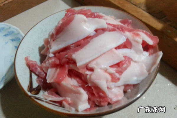 豆角盖被的饼怎么和面,豆角盖被的家常做法一锅出