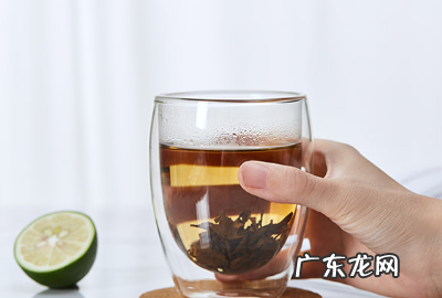 便宜玻璃杯的危害,便宜的玻璃杯喝水对身体有害