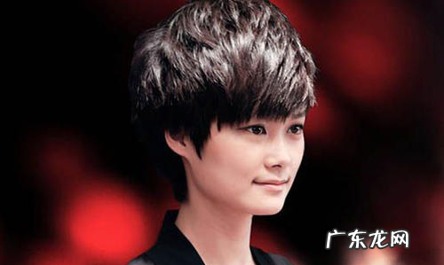李宇春真的当妈妈了,超女纪敏佳是当兵了