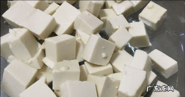 豆腐放冰箱冷藏还是冷冻,豆腐放冰箱冷藏还是冷冻豆腐如何保存好