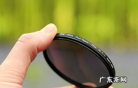 怎么拍摄反光物体,照相时怎样显示时间和地点