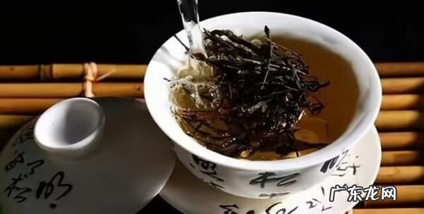 泡茶第一泡要倒掉吗,现在茶叶的制作工艺来说喝之前有必要把第一泡水倒掉